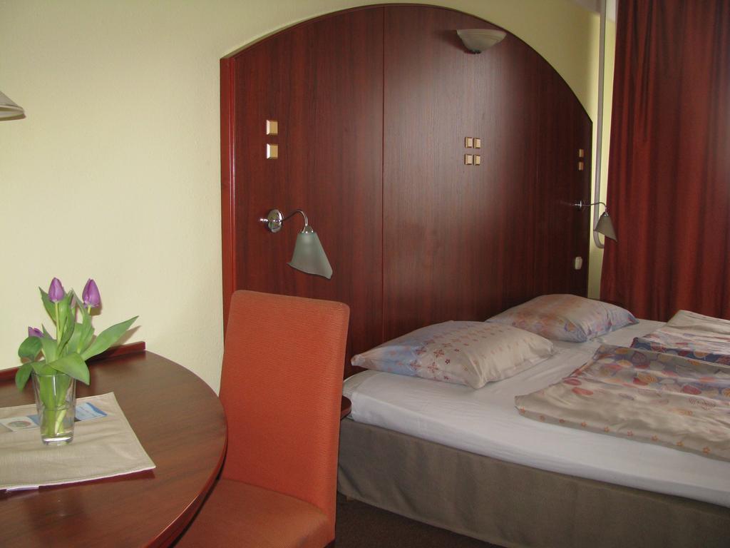 Silver Beach Resort Zamárdi Dış mekan fotoğraf
