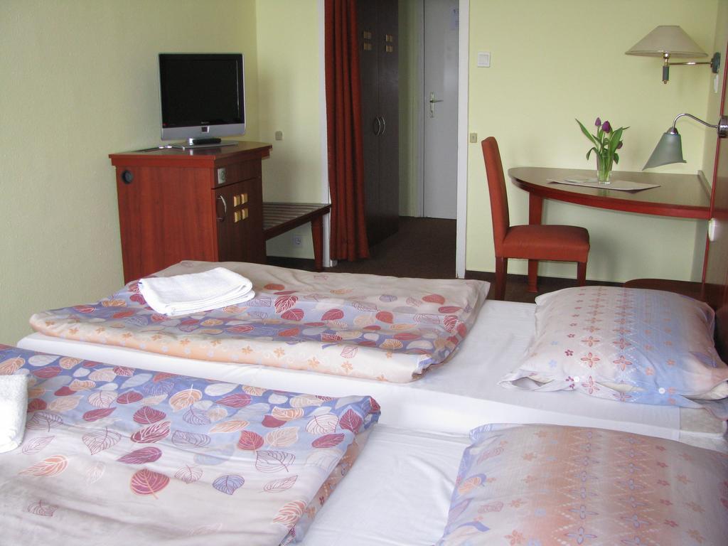 Silver Beach Resort Zamárdi Dış mekan fotoğraf