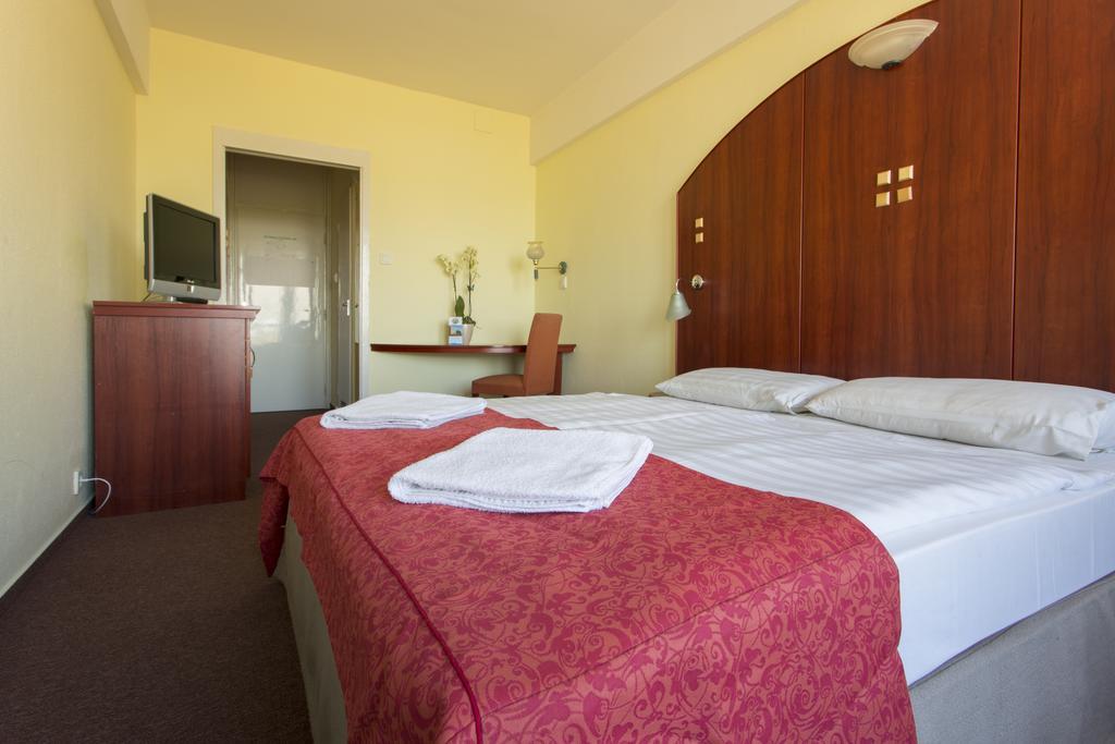Silver Beach Resort Zamárdi Dış mekan fotoğraf